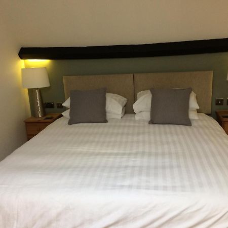 Burcott Mill Guesthouse Wells Exterior foto
